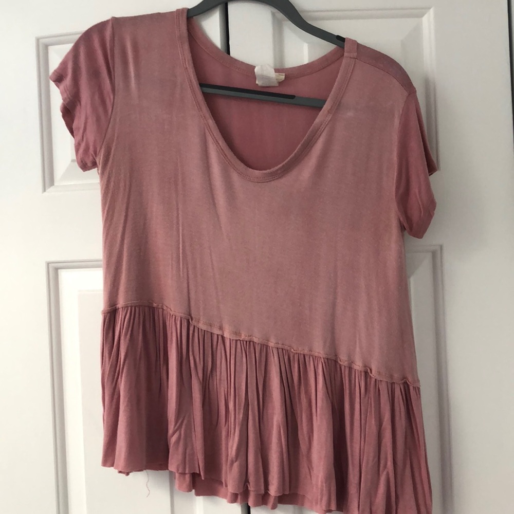 High low ruffled t-shirt blouse